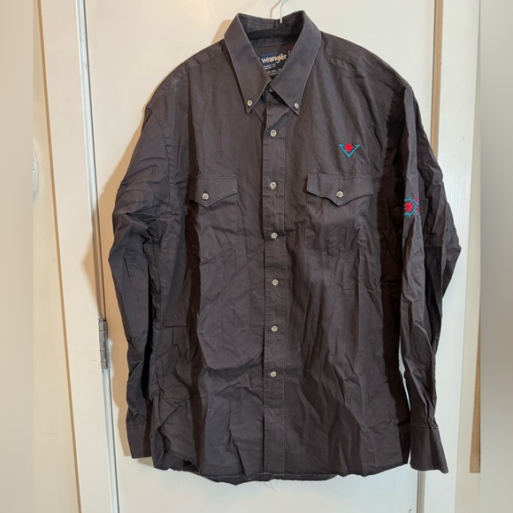 Vintage Wrangler Cowboy Cut Long Sleeve Button Down, Made in USA - Picture 1 of 4